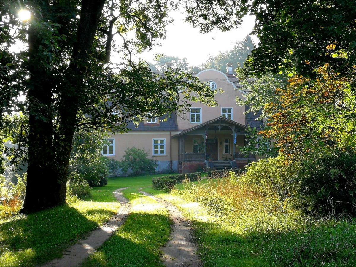 Maras Manor Hotell Turlava Exteriör bild
